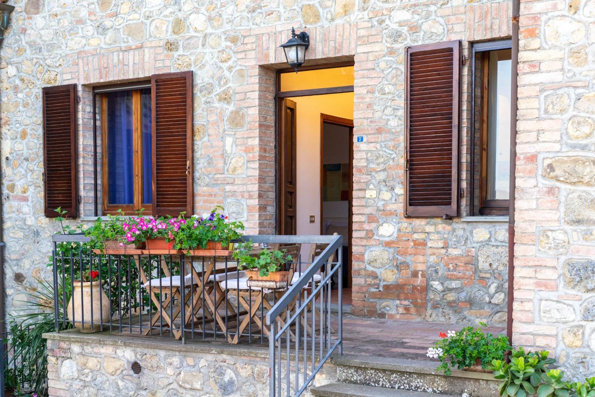 Poggio Nociano Apartment เซียนา ภายนอก รูปภาพ